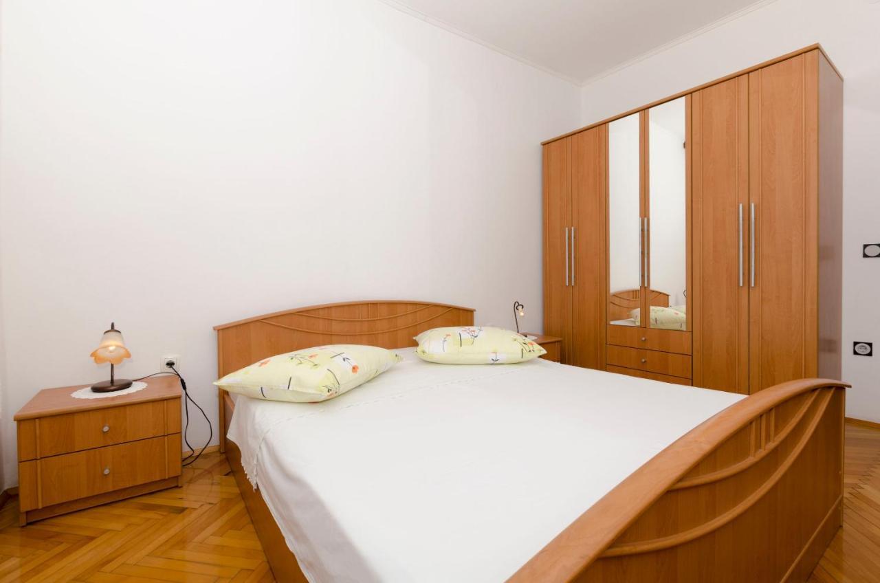 Apartment Eva P. Примоштен Экстерьер фото